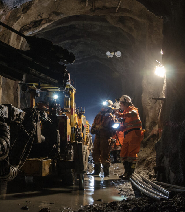 side-image-underground-connectivity
